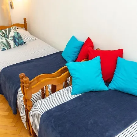 Apartment Dokoza In Old Town